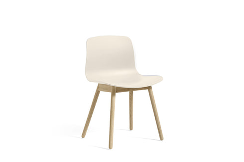 About A Chair AAC 12